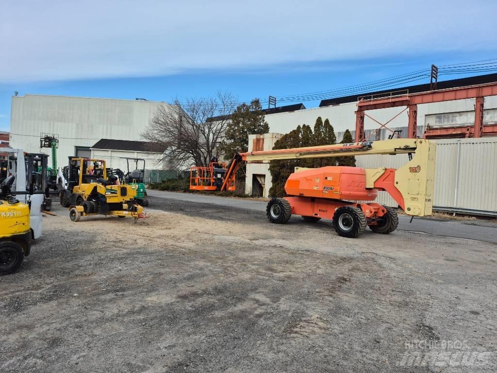 JLG 800 AJ Strēles pacēlāji