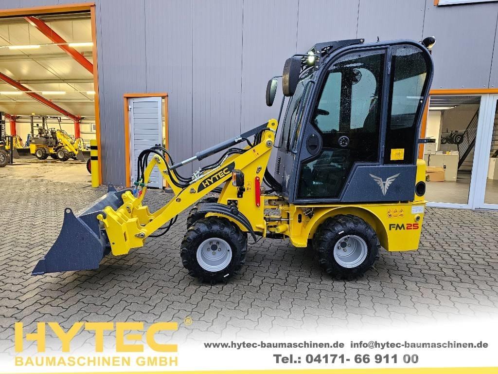 Hytec FM25 Lietoti riteņu kompaktiekrāvēji