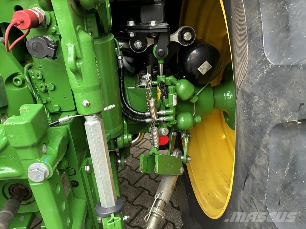 John Deere 6R150 Traktori