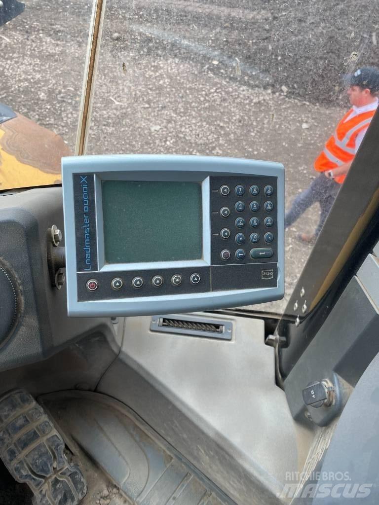 CAT 972 M Iekrāvēji uz riteņiem