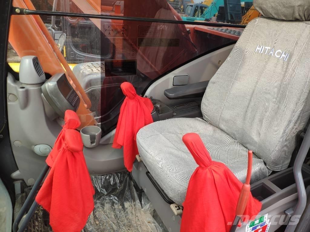 Hitachi ZX 240 H Kāpurķēžu ekskavatori