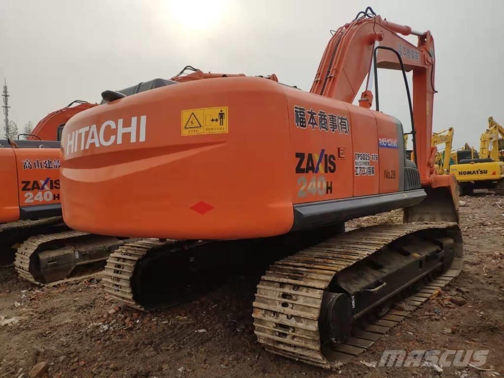 Hitachi ZX 240 H Kāpurķēžu ekskavatori