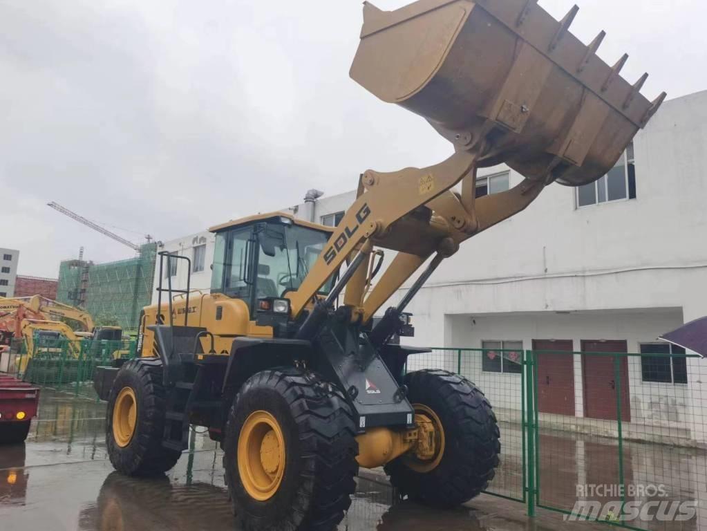 SDLG 956L Iekrāvēji uz riteņiem