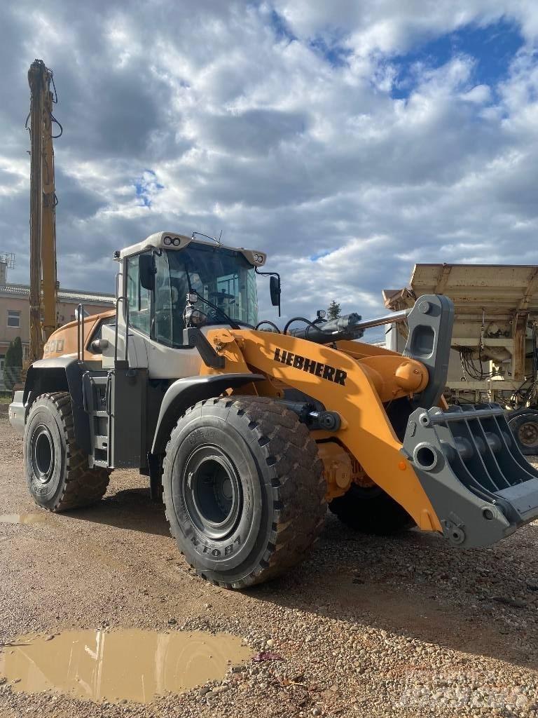 Liebherr 580  L Iekrāvēji uz riteņiem