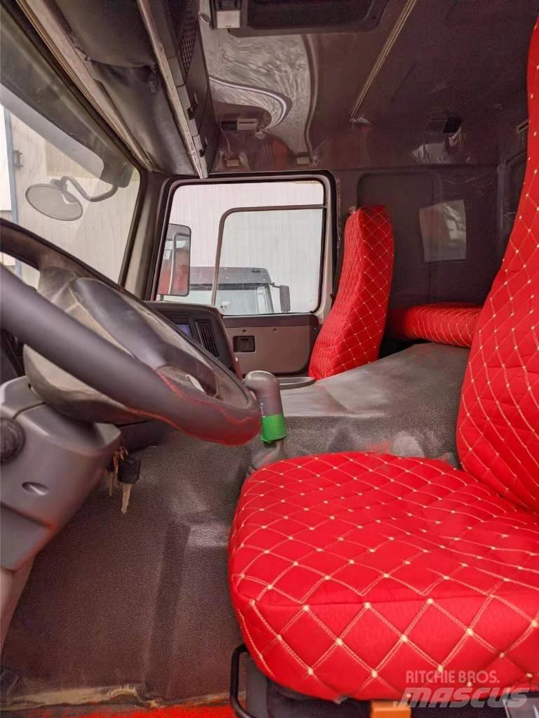 Howo 371 6x4 Pašizgāzējs