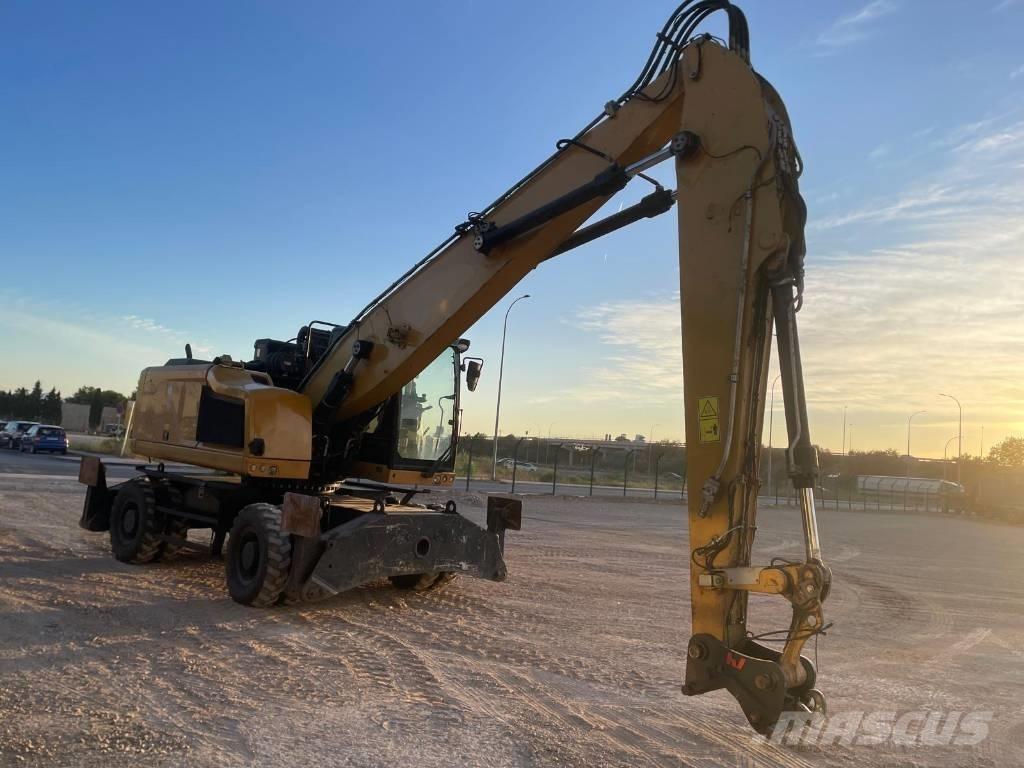 CAT MH 3022 Industriālie iekrāvēji