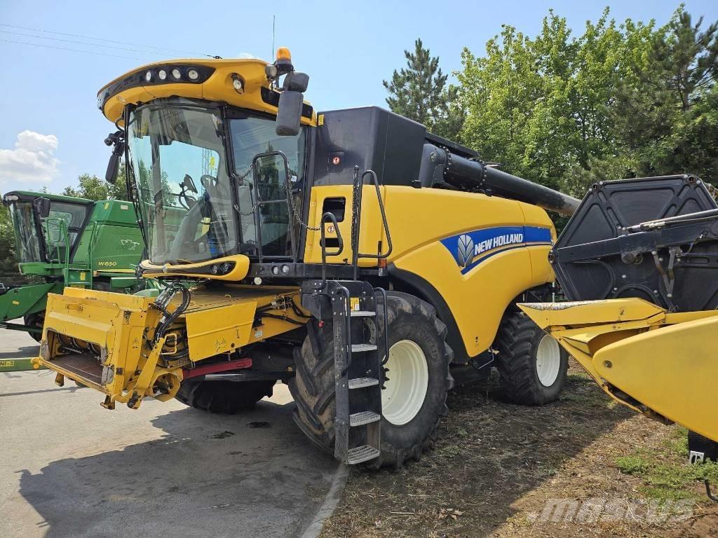 New Holland CX8.70 Ražas novākšanas kombaini