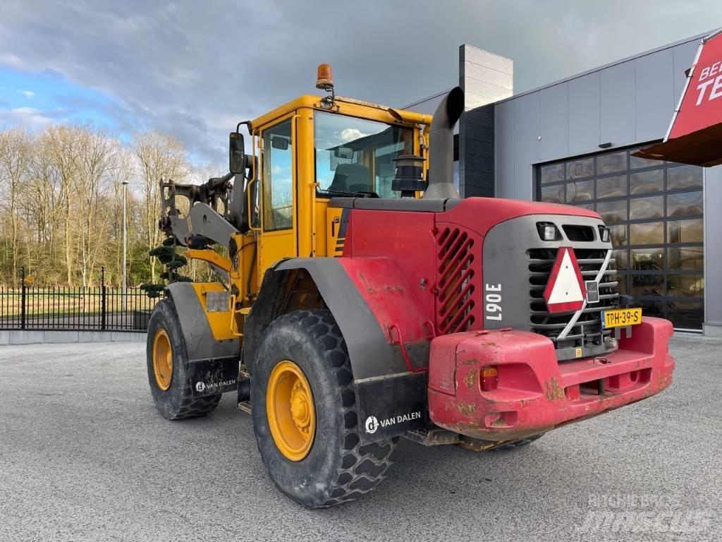 Volvo L 90 E CDC + BSS Iekrāvēji uz riteņiem