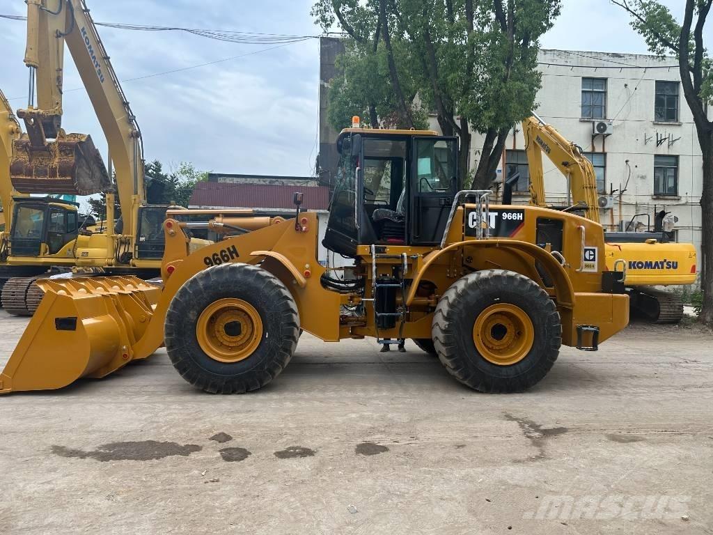 CAT CAT966H Iekrāvēji uz riteņiem