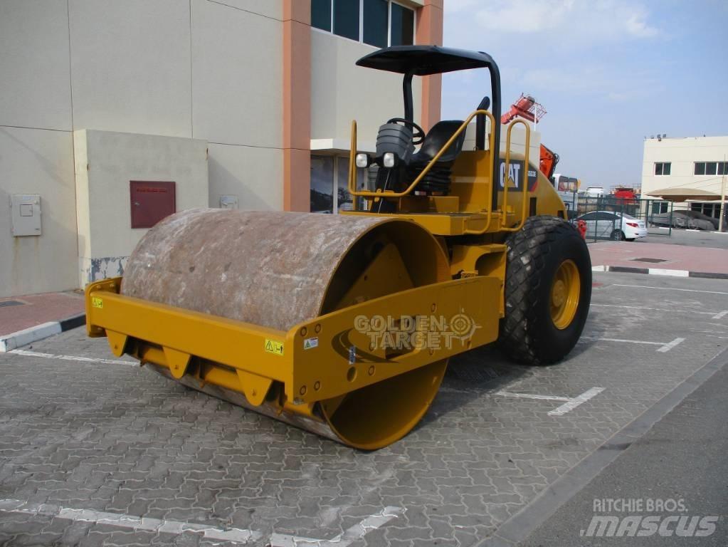 CAT CS 533 E Roller Vienvalča grunts veltņi