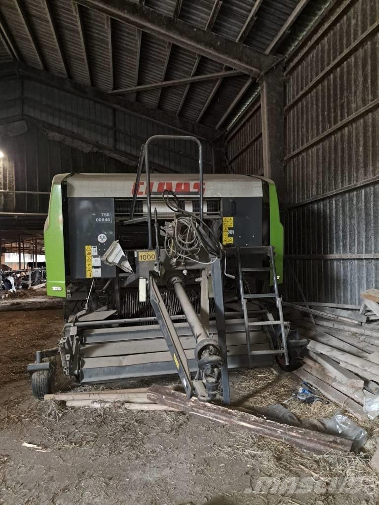 CLAAS 455 Uniwrap Rituļu preses