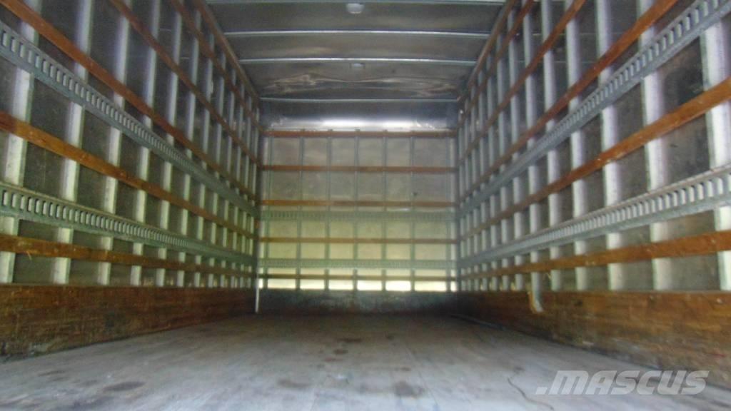 Freightliner M2 Furgons