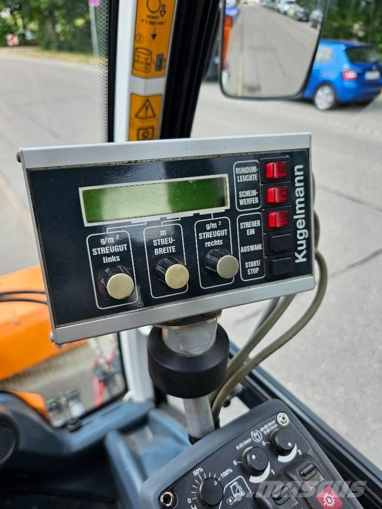 Holder C 250 Komunālā tehnika instrumentu pārvadāšanai
