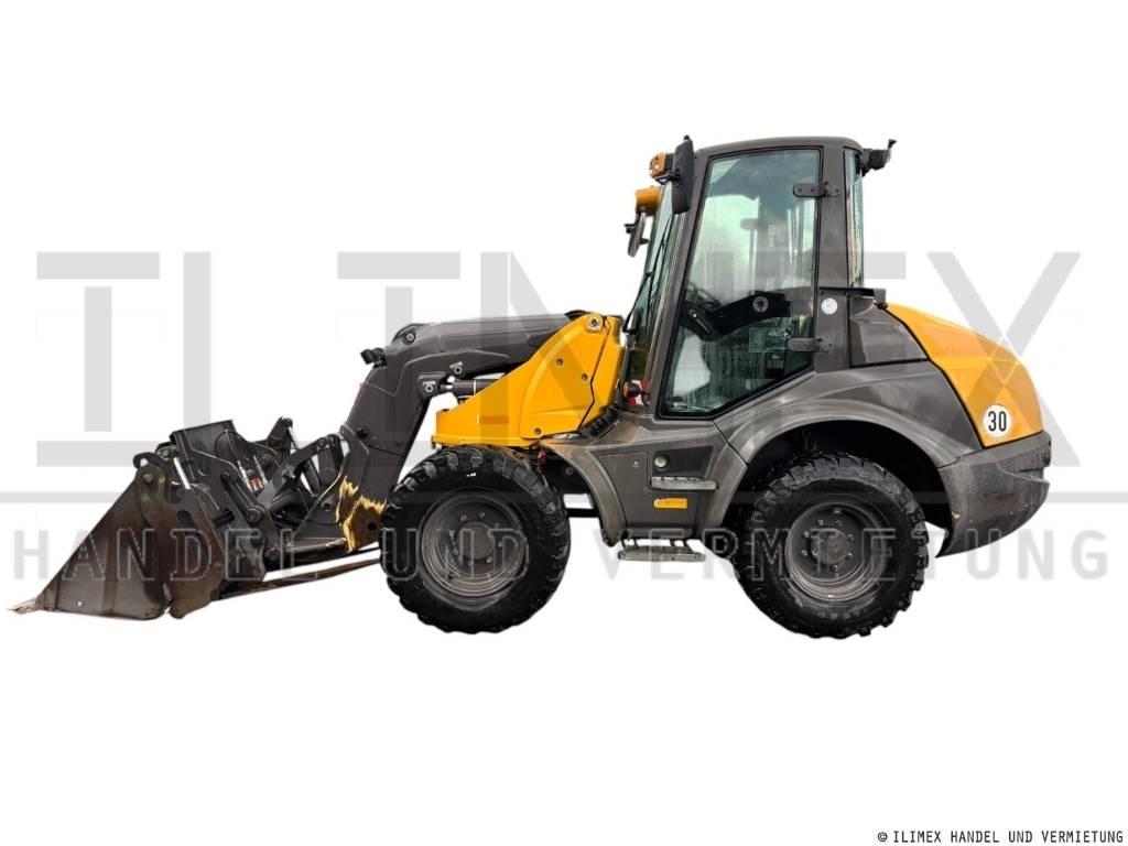Mecalac AS 900 Iekrāvēji uz riteņiem