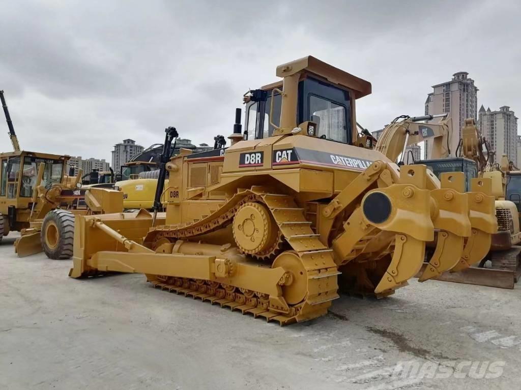 CAT D 8 R Kāpurķēžu buldozeri