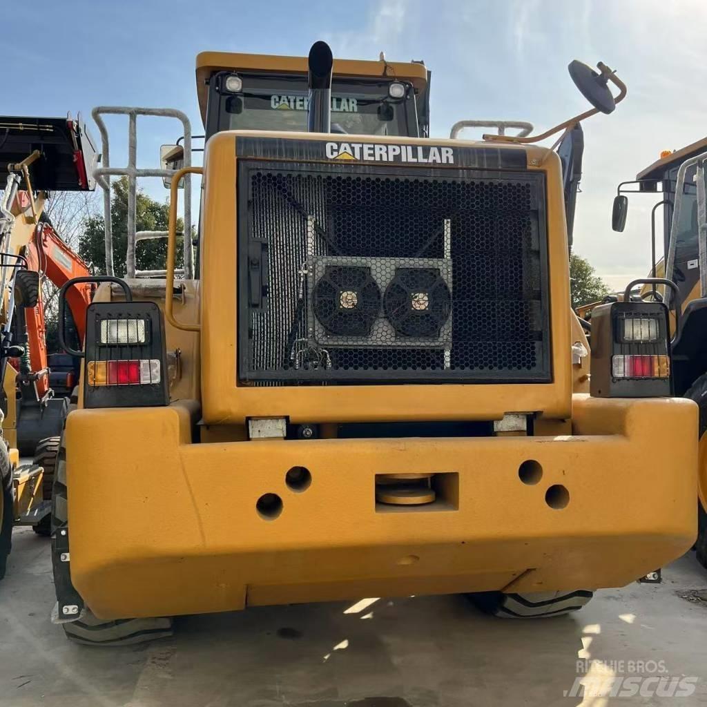 CAT 966 H Iekrāvēji uz riteņiem