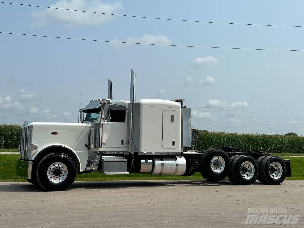 Peterbilt 389 Vilcēji
