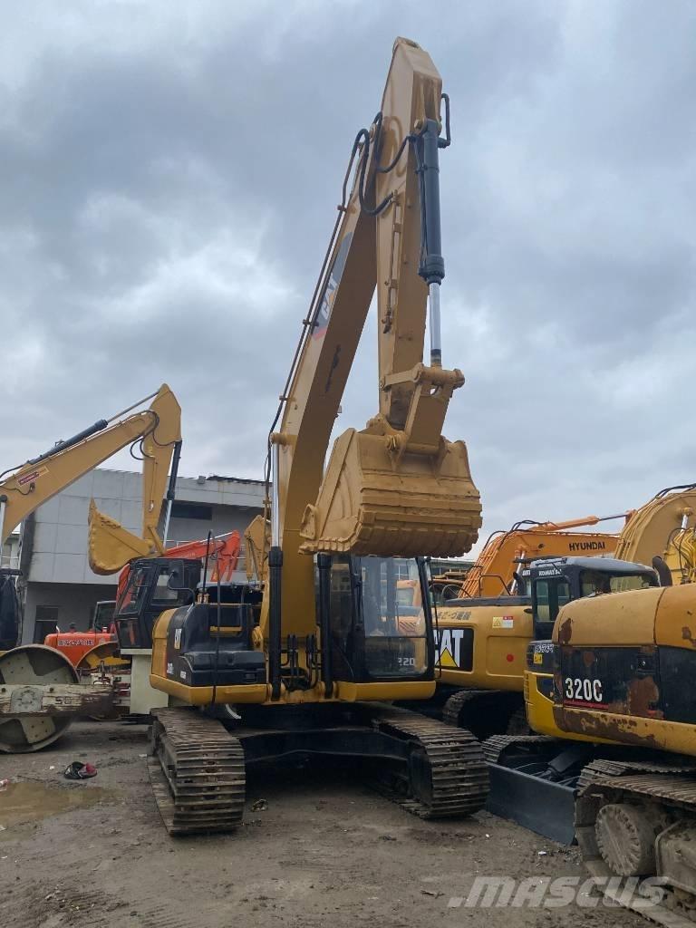 CAT 326 D Kāpurķēžu ekskavatori