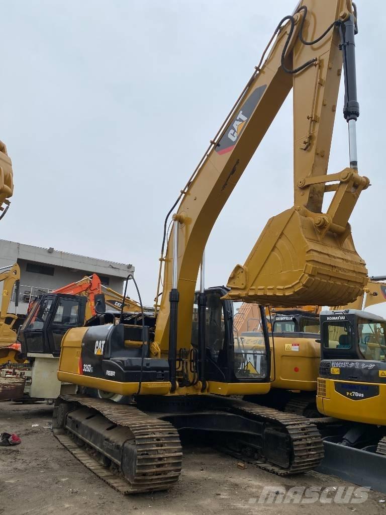 CAT 326 D Kāpurķēžu ekskavatori