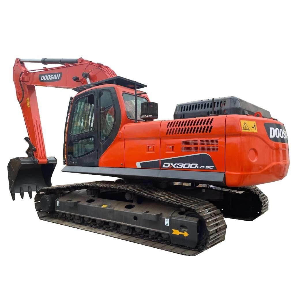 Doosan DX 300 LC Kāpurķēžu ekskavatori