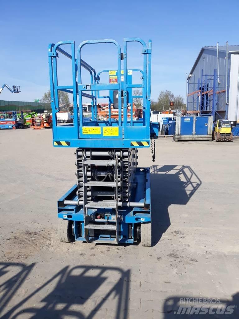 Genie GS 4047 Šķerveida pacēlāji
