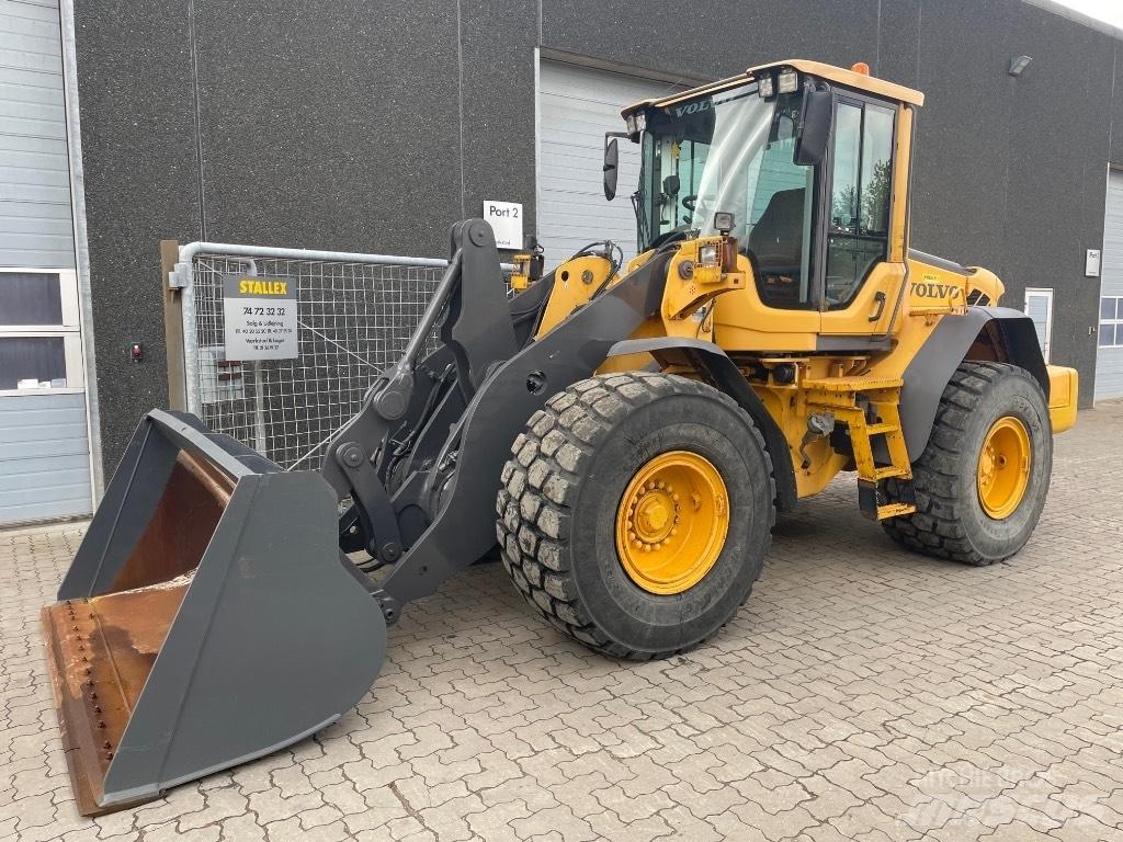 Volvo L90F Iekrāvēji uz riteņiem
