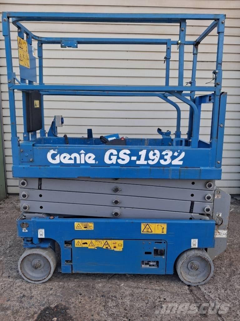 Genie GS 1932 Šķerveida pacēlāji