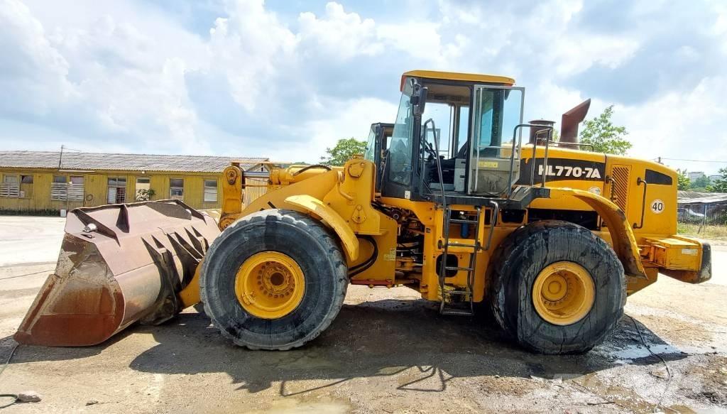 Hyundai HL 770-7 A Iekrāvēji uz riteņiem