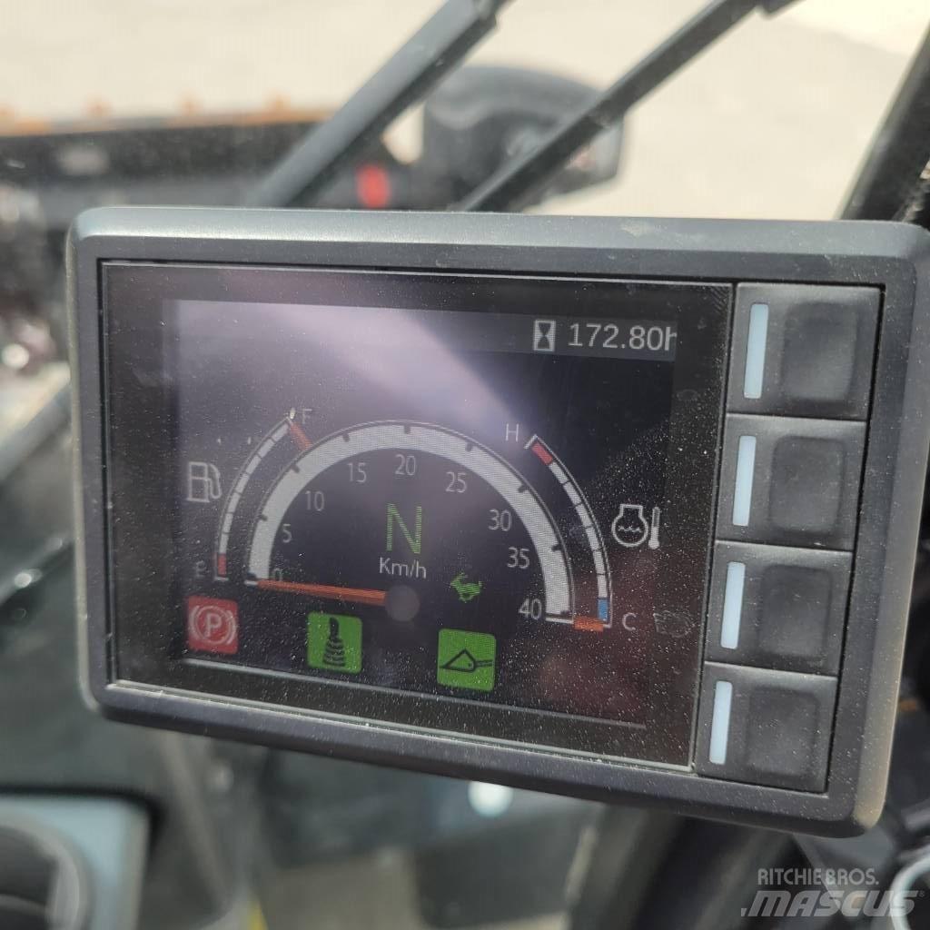Yanmar V7HW Iekrāvēji uz riteņiem