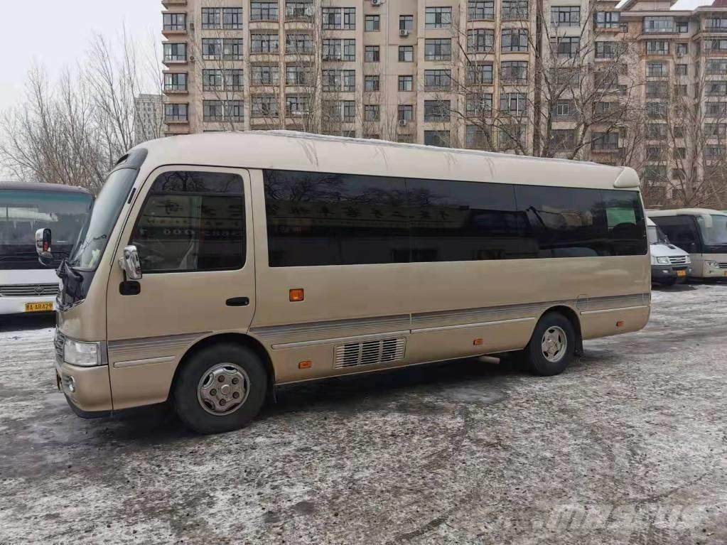 Toyota Coaster Bus Mikroautobusi
