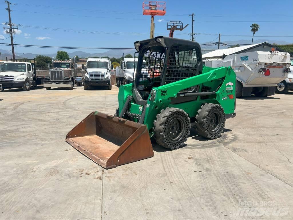 Bobcat S 550 Lietoti riteņu kompaktiekrāvēji