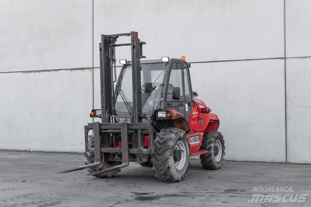 Manitou M 30-4 Tehnika ar dīzeļa dzinēju