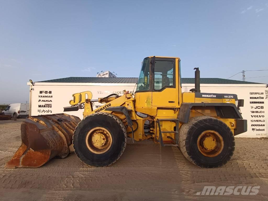 Komatsu WA 270 Iekrāvēji uz riteņiem