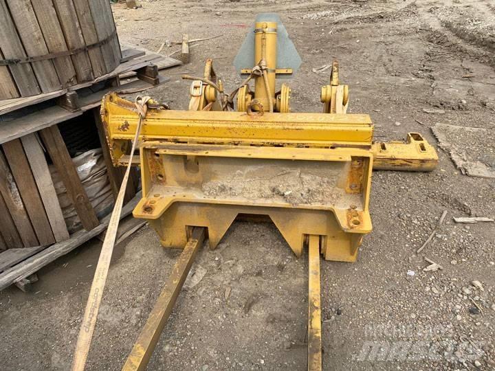CAT 140 H Ripper Citas sastāvdaļas
