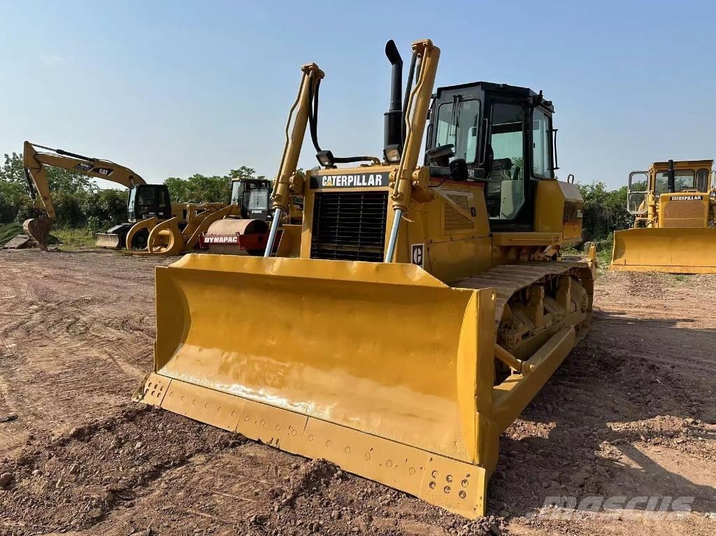 CAT D 6 G Kāpurķēžu buldozeri