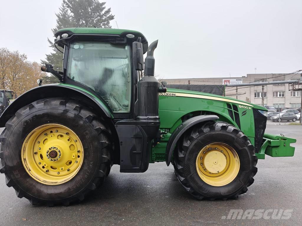 John Deere 8400R Traktori