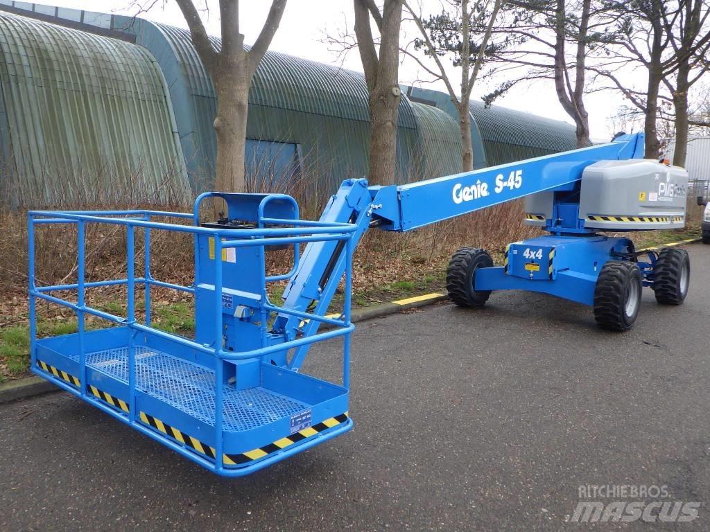 Genie S45 Teleskopiskie pacēlāji