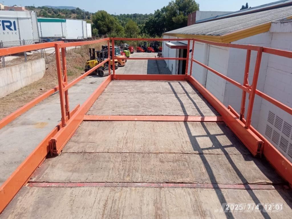 JLG 203-24 Šķerveida pacēlāji