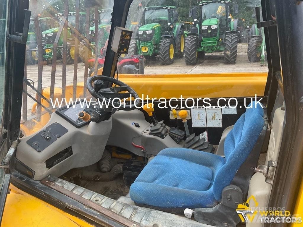 JCB 520-50 Iekrāvēji uz riteņiem