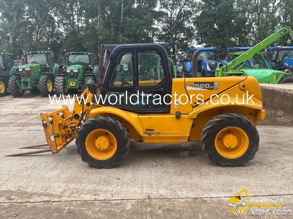 JCB 520-50 Iekrāvēji uz riteņiem