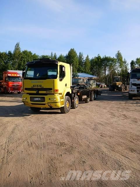 Sisu E11M Treileri meža tehnikas transportēšanai