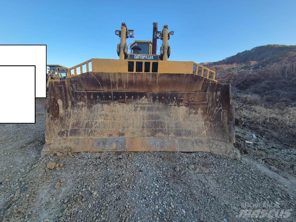 CAT D 9 N Kāpurķēžu buldozeri