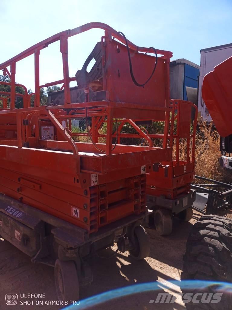 JLG 3246 ES Šķerveida pacēlāji