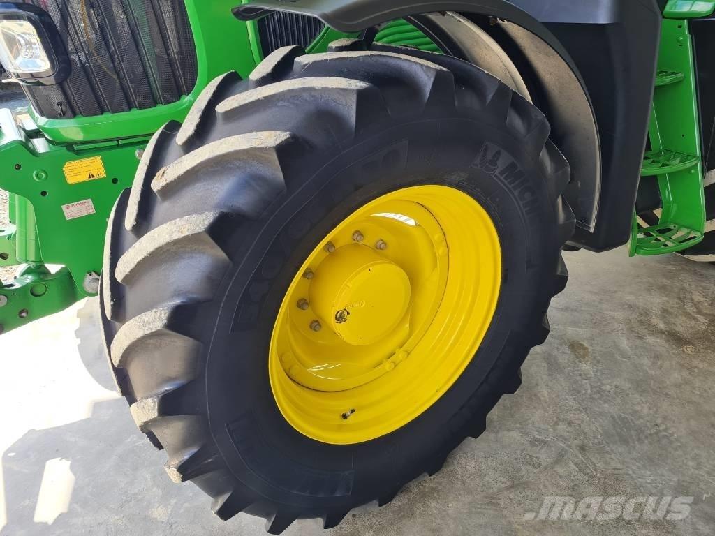 John Deere 7430 AP Traktori