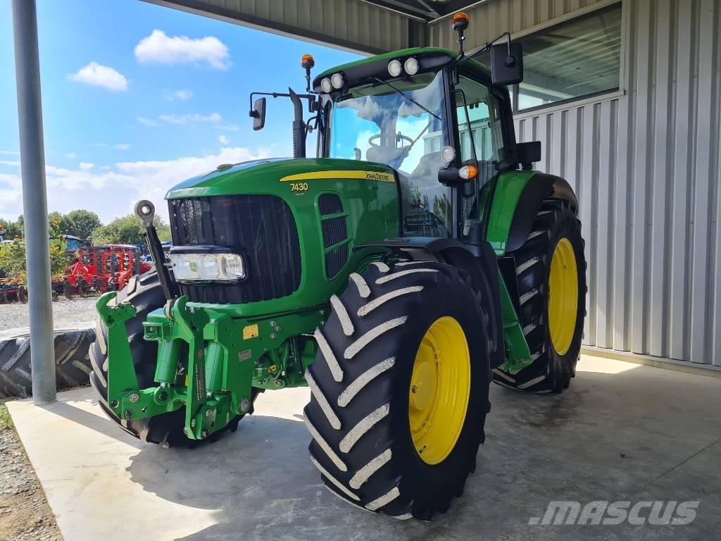 John Deere 7430 AP Traktori
