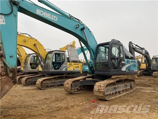 Kobelco SK 200 Kāpurķēžu ekskavatori