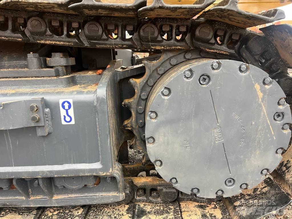 Komatsu PC 450 LC-8 Kāpurķēžu ekskavatori