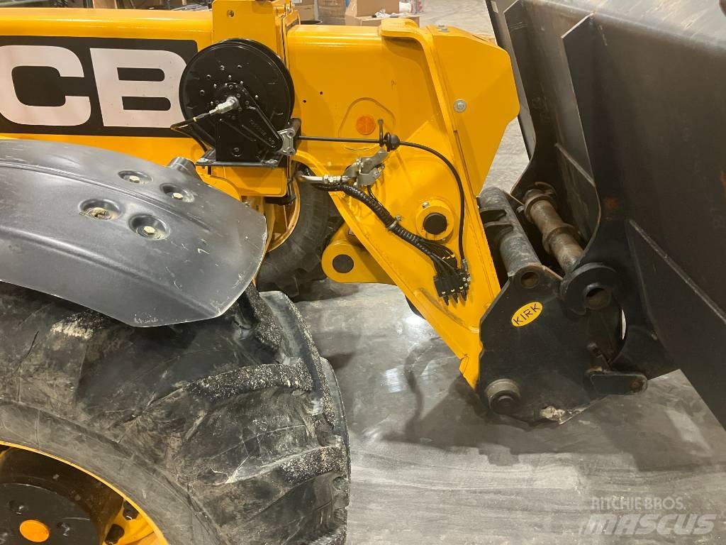 JCB 560-80 Teleskopiskie manipulatori