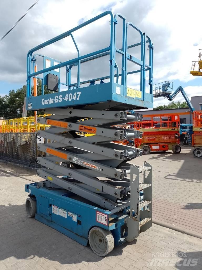 Genie GS 4047 Šķerveida pacēlāji