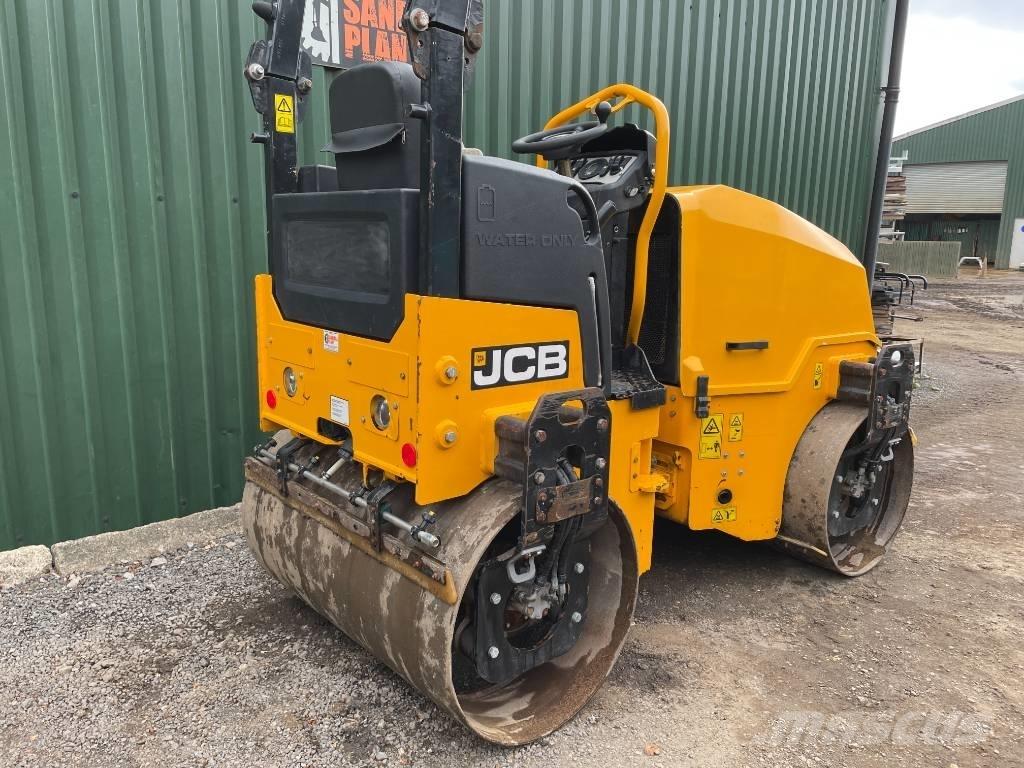 JCB CT 260-120 Divvalču grunts veltņi